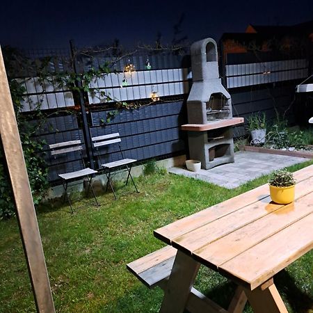 Maly Apartamencik Teo Rewal Eksteriør bilde