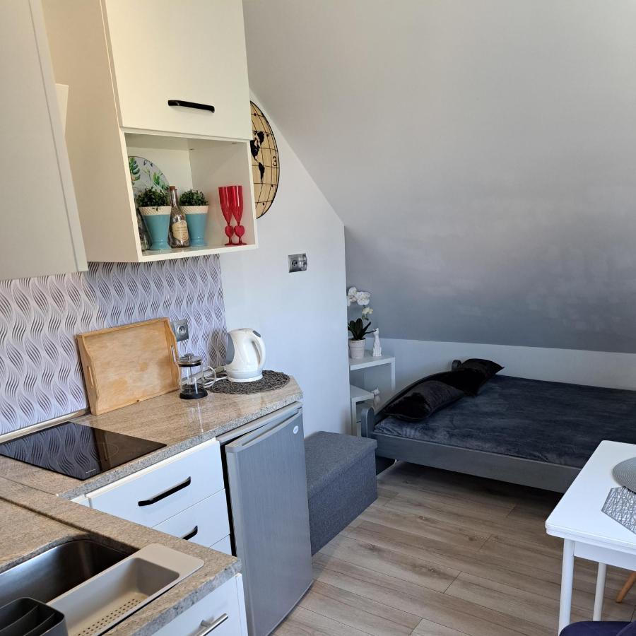 Maly Apartamencik Teo Rewal Eksteriør bilde